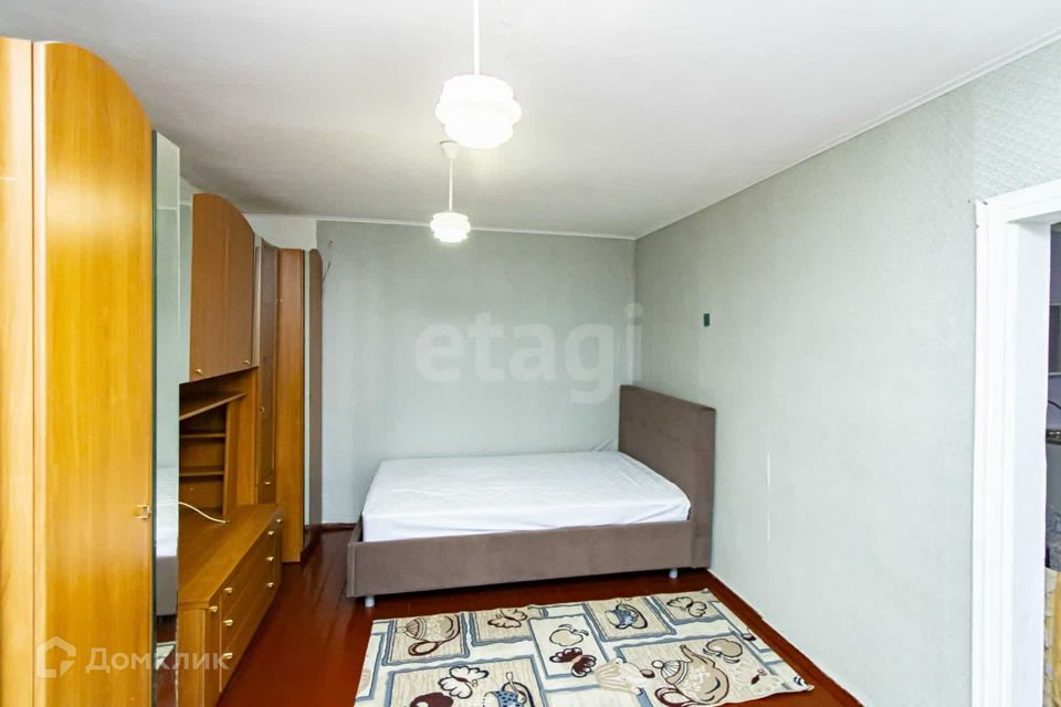 Продаётся комната в 2-комн. квартире, 30 м²