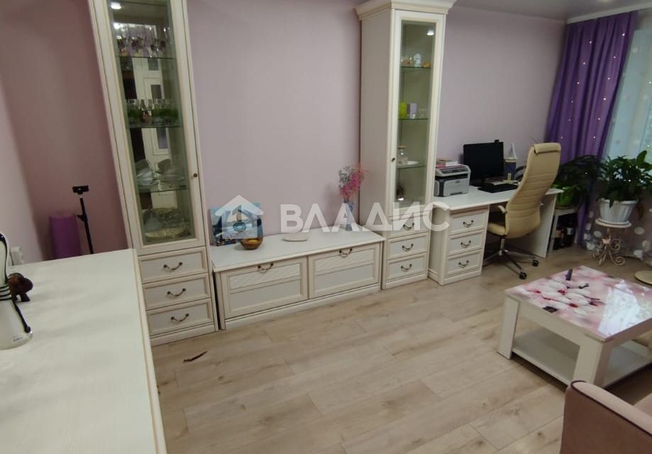 Продаётся 4-комнатная квартира, 73.5 м²