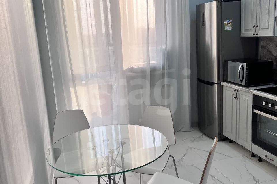 Продаётся 2-комнатная квартира, 61.2 м²