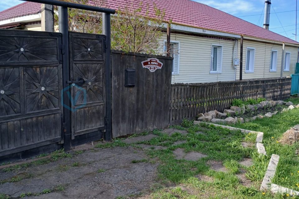 Продаётся 3-комнатная квартира, 100 м²
