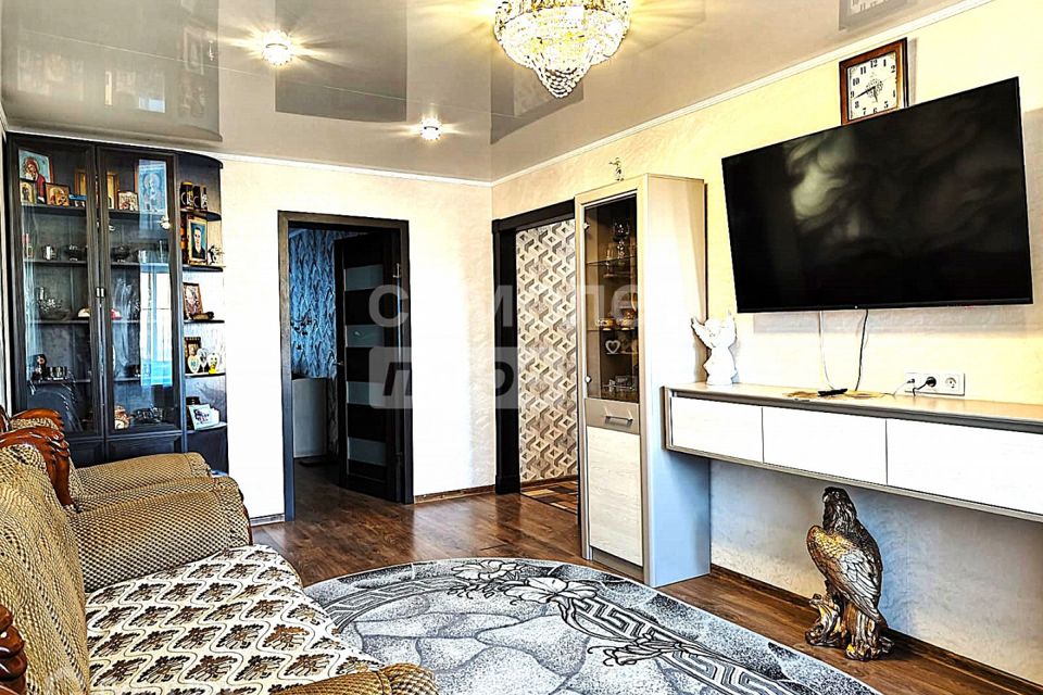 Продаётся 3-комнатная квартира, 57.7 м²