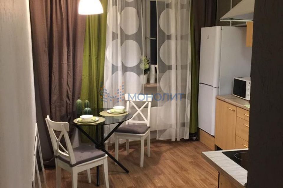 Продаётся 4-комнатная квартира, 108.2 м²