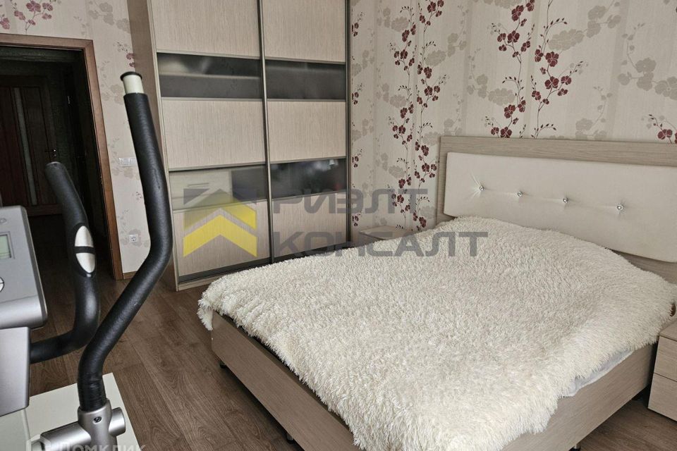 Продаётся 2-комнатная квартира, 64 м²