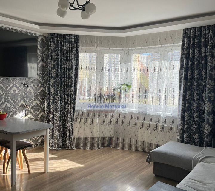 Продаётся 1-комнатная квартира, 38 м²