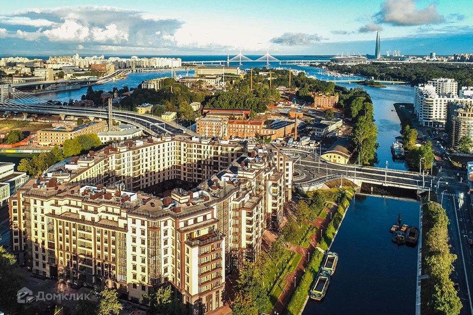 Сдаётся 3-комнатная квартира, 160 м²