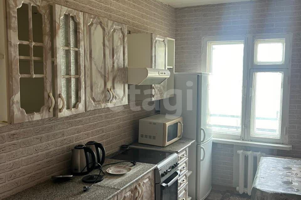 Продаётся 3-комнатная квартира, 63.9 м²
