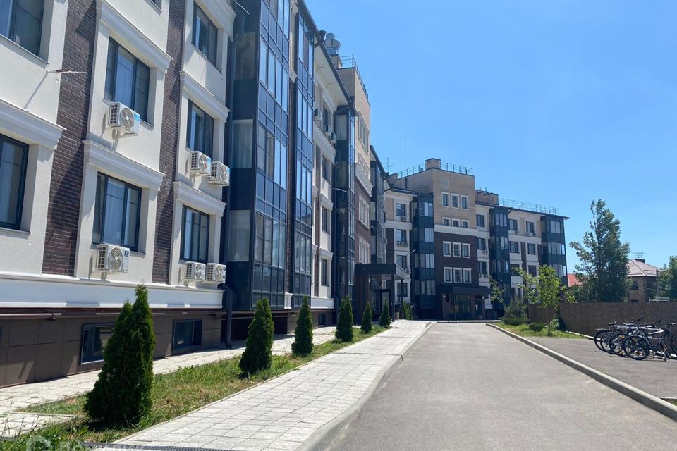 Продаётся 2-комнатная квартира, 77 м²