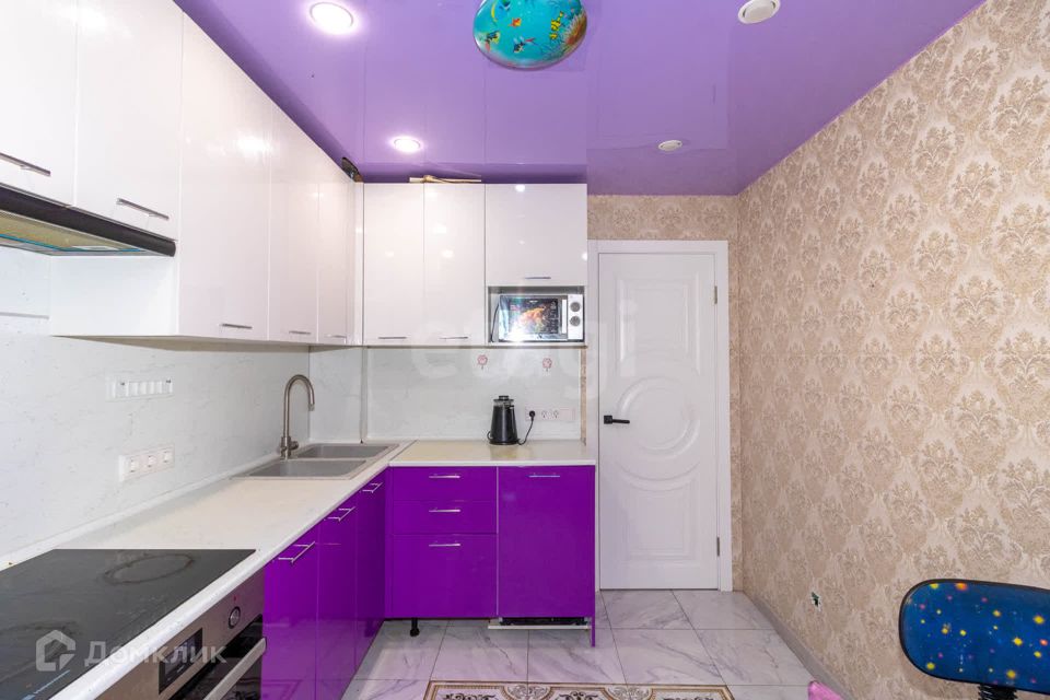 Продаётся 3-комнатная квартира, 57.9 м²