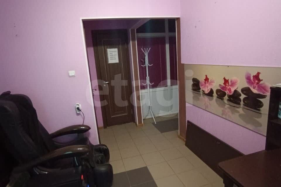 Продаётся 2-комнатная квартира, 70.1 м²