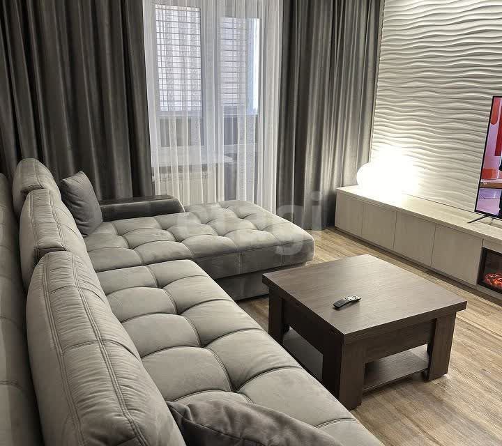 Продаётся 2-комнатная квартира, 65 м²