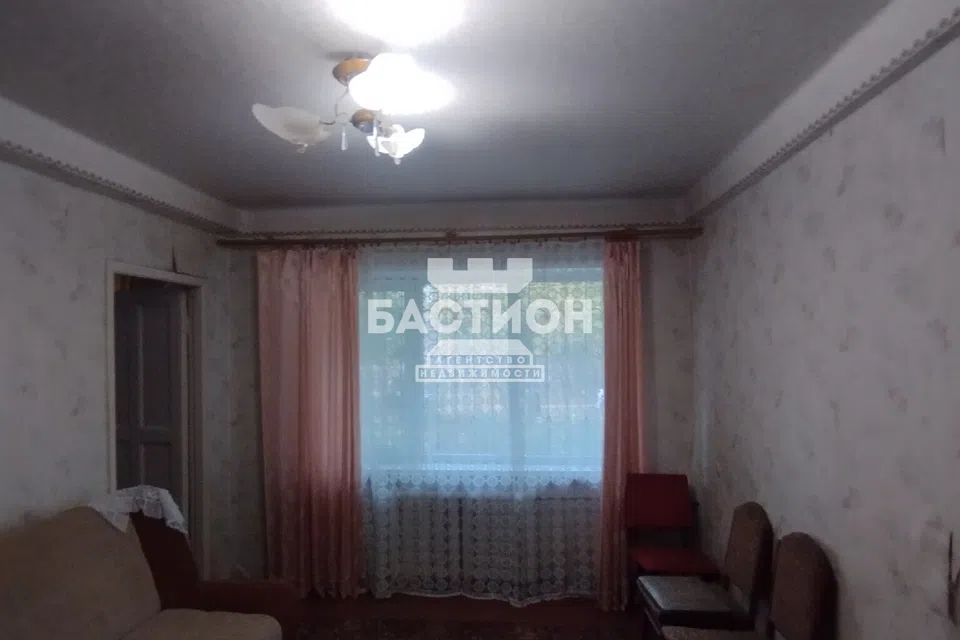 Продаётся 3-комнатная квартира, 43 м²