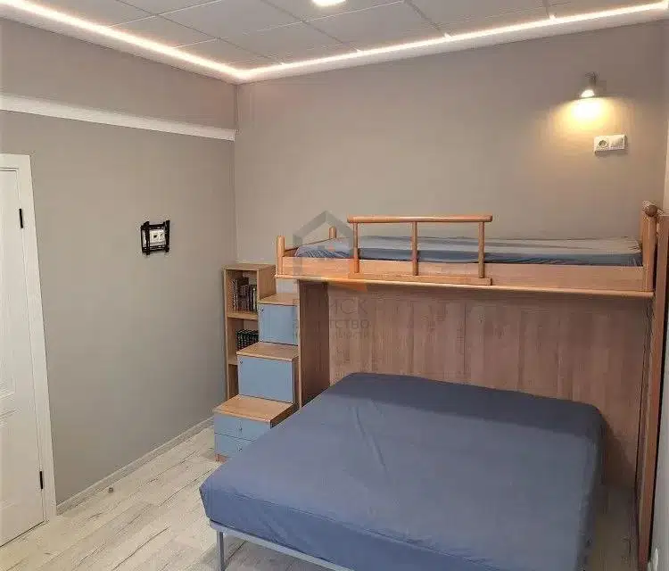 Сдаётся 2-комнатная квартира, 53 м²