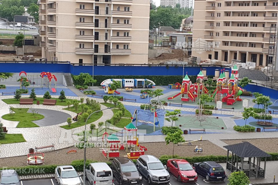 Продаётся 2-комнатная квартира, 66.7 м²