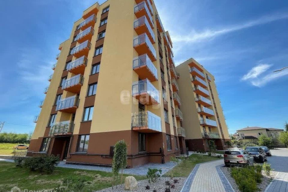Продаётся 2-комнатная квартира, 65.6 м²