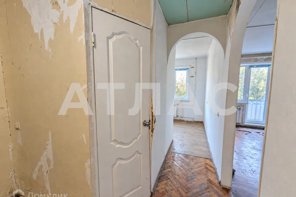 Продаётся 3-комнатная квартира, 57.4 м²