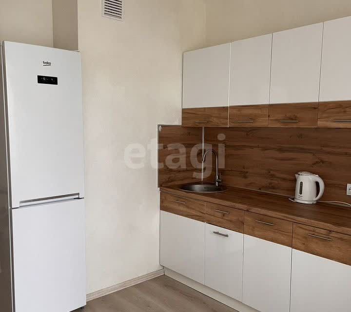 Продаётся 1-комнатная квартира, 37.9 м²