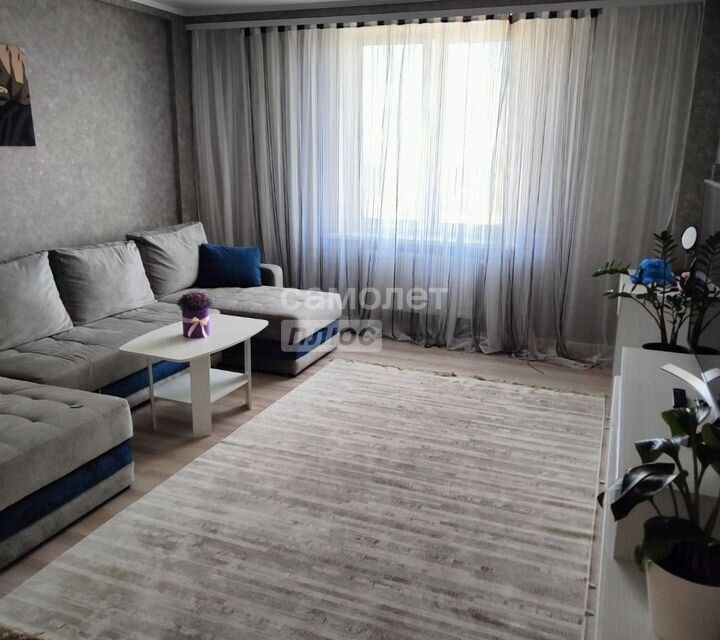 Продаётся 1-комнатная квартира, 47.5 м²