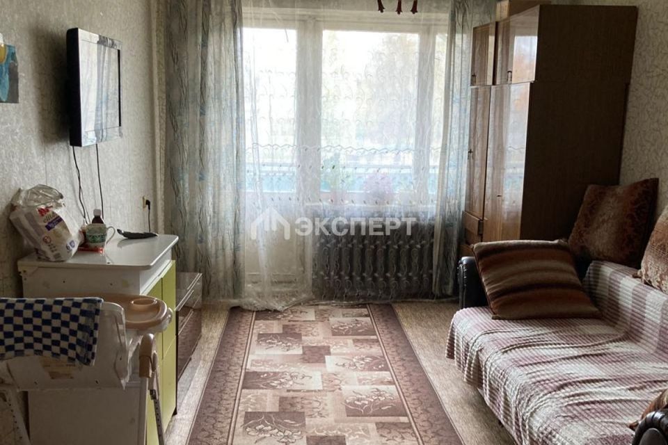 Продаётся 3-комнатная квартира, 60 м²