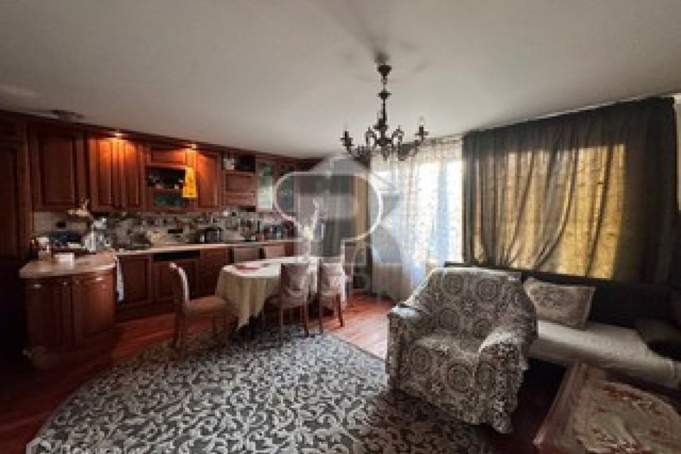 Продаётся 3-комнатная квартира, 65.2 м²