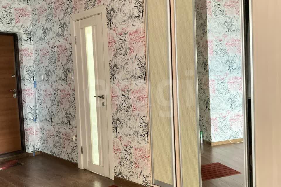 Продаётся 1-комнатная квартира, 49.6 м²