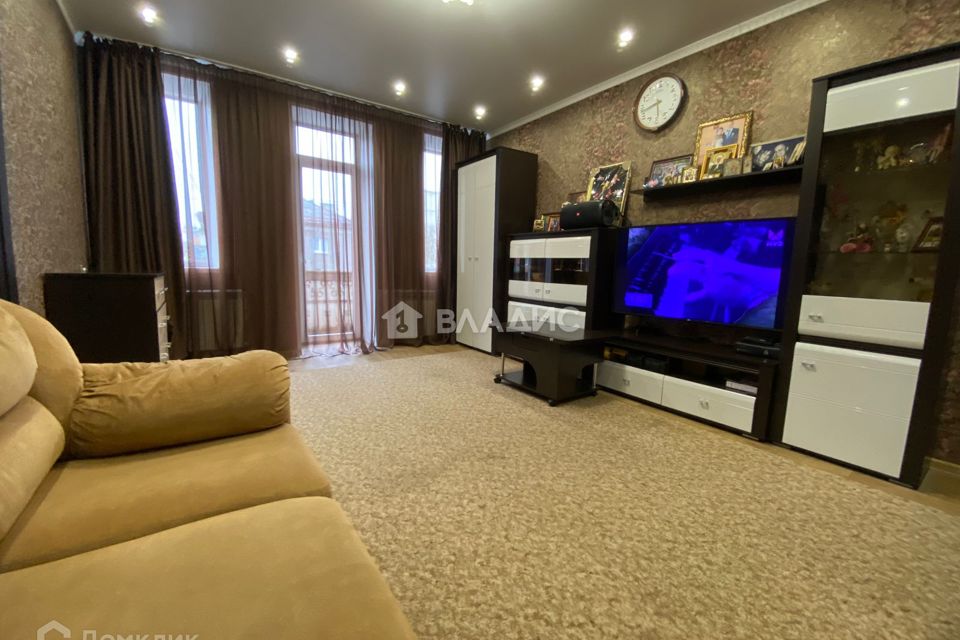 Продаётся 3-комнатная квартира, 72 м²