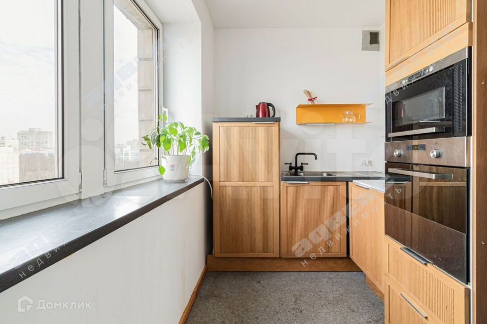 Продаётся 2-комнатная квартира, 77.5 м²