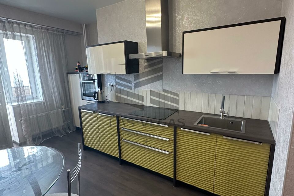 Сдаётся 1-комнатная квартира, 40 м²