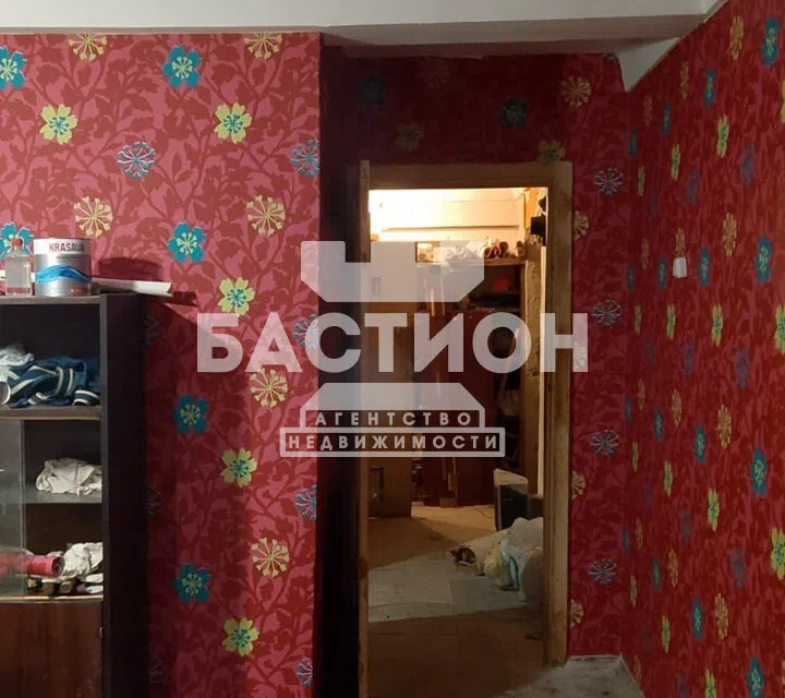 Продаётся 4-комнатная квартира, 56 м²