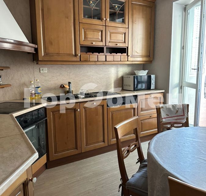 Сдаётся 3-комнатная квартира, 86 м²