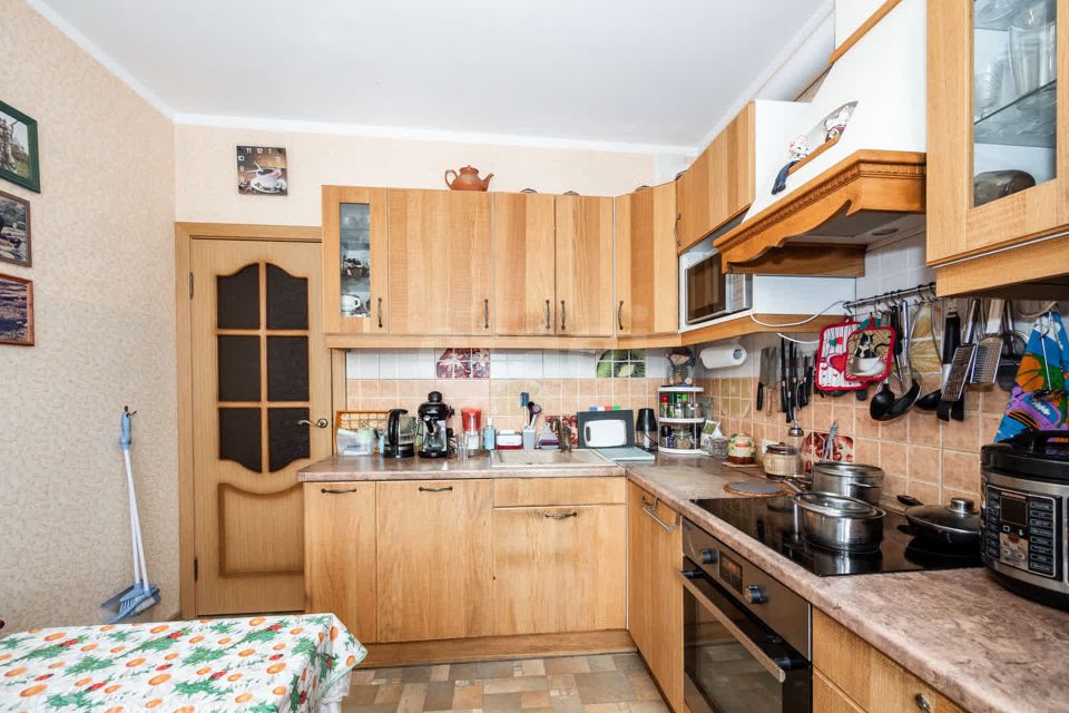 Продаётся 3-комнатная квартира, 63 м²