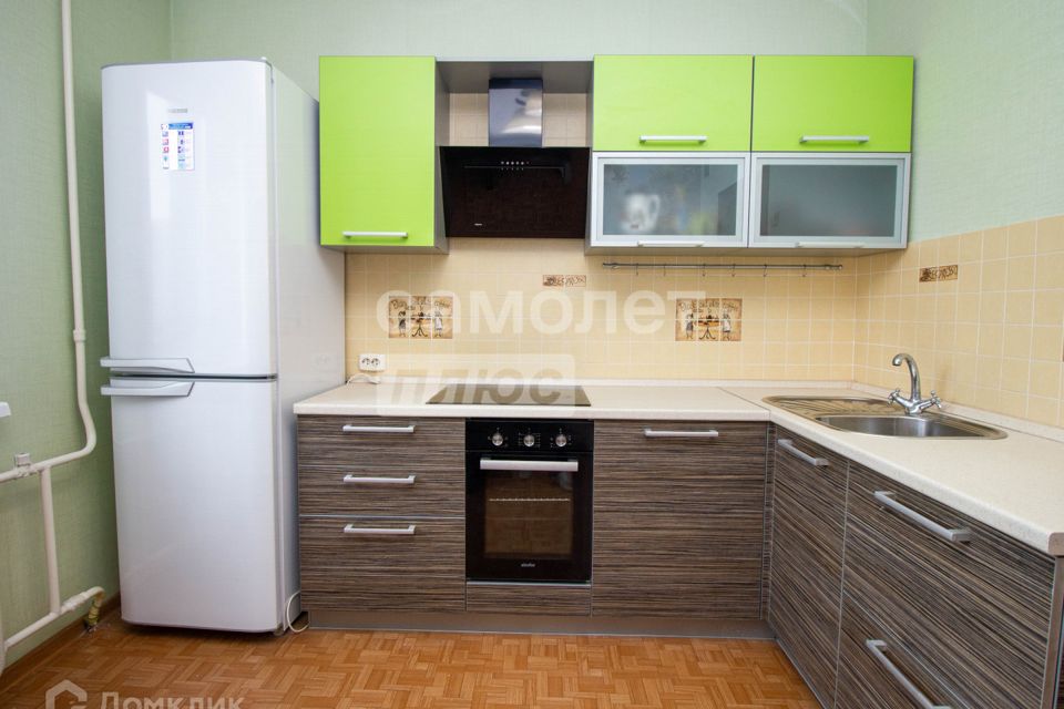 Продаётся 2-комнатная квартира, 56.7 м²