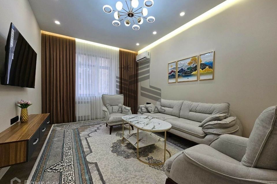 Сдаётся 3-комнатная квартира, 115 м²