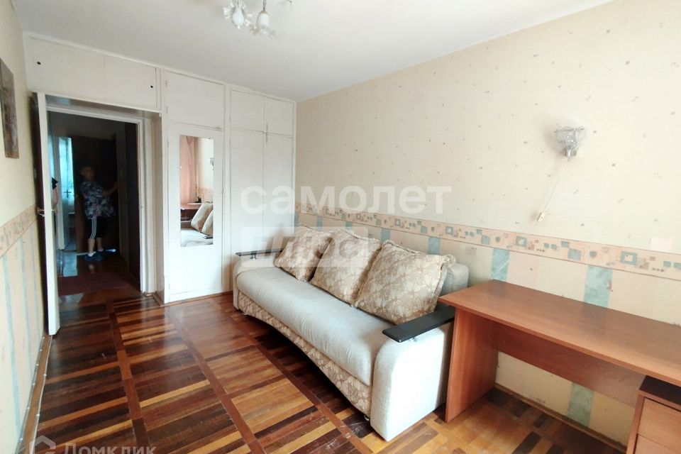 Продаётся 4-комнатная квартира, 71.8 м²