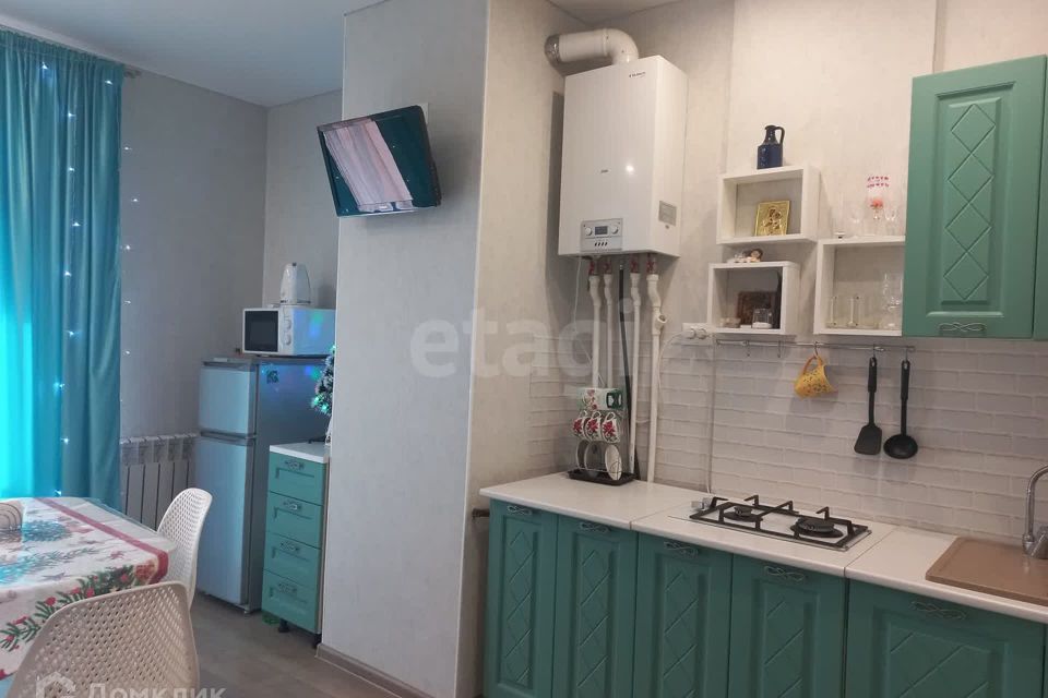 Продаётся 1-комнатная квартира, 52 м²