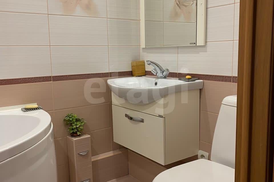 Продаётся 1-комнатная квартира, 33 м²
