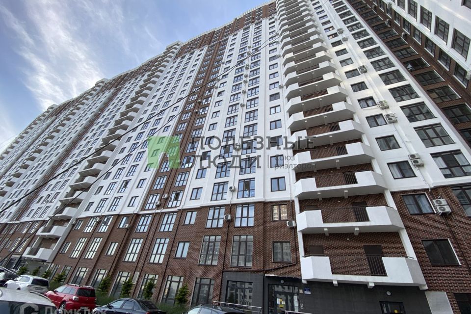 Продаётся 2-комнатная квартира, 61 м²