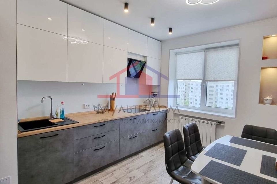 Продаётся 3-комнатная квартира, 63 м²