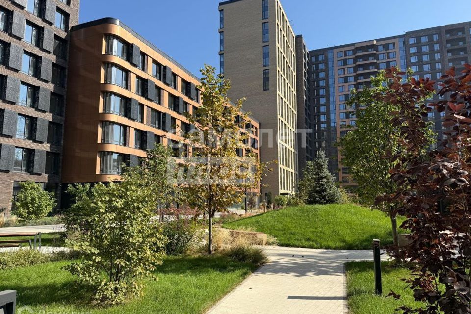 Продаётся 1-комнатная квартира, 42.9 м²