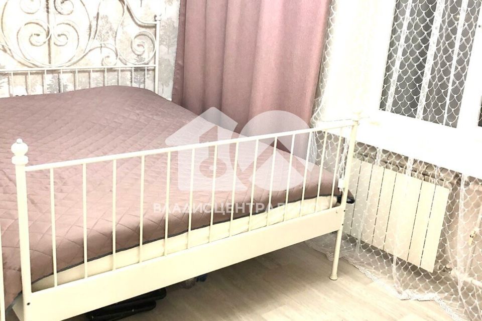 Продаётся 3-комнатная квартира, 50.6 м²