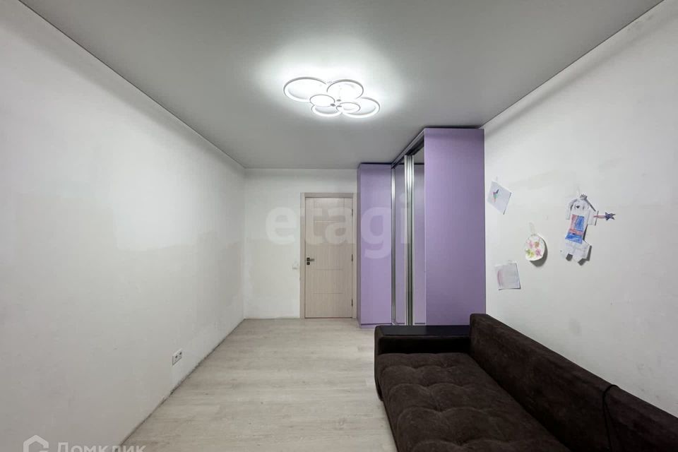 Продаётся 3-комнатная квартира, 74.1 м²