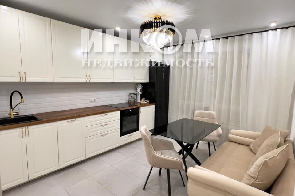 Продаётся 2-комнатная квартира, 62 м²
