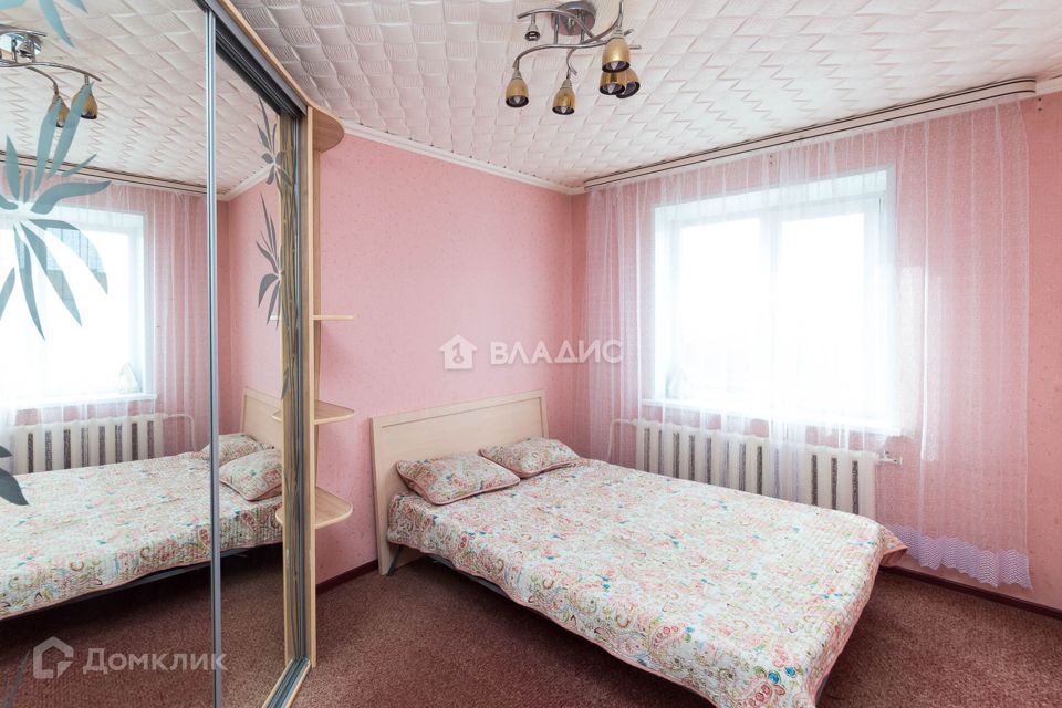 Продаётся 3-комнатная квартира, 65.5 м²