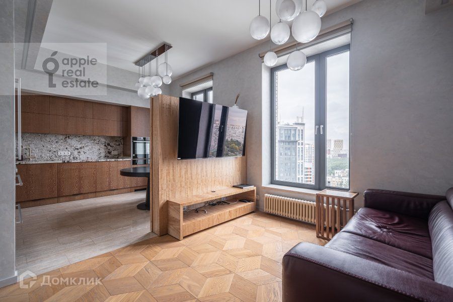 Продаётся 5-комнатная квартира, 130 м²