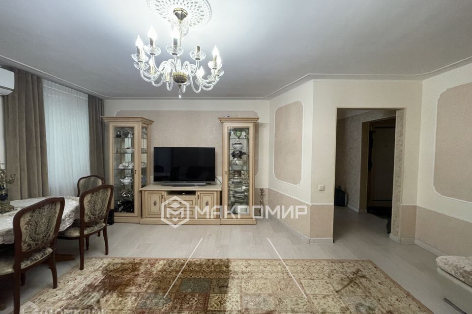 Продаётся 3-комнатная квартира, 80.2 м²