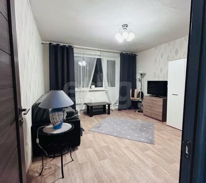 Продаётся 1-комнатная квартира, 38.8 м²