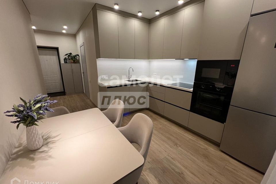 Продаётся 2-комнатная квартира, 58 м²