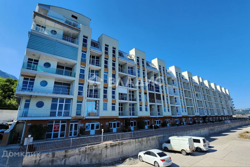 Продаётся 3-комнатная квартира, 89.6 м²