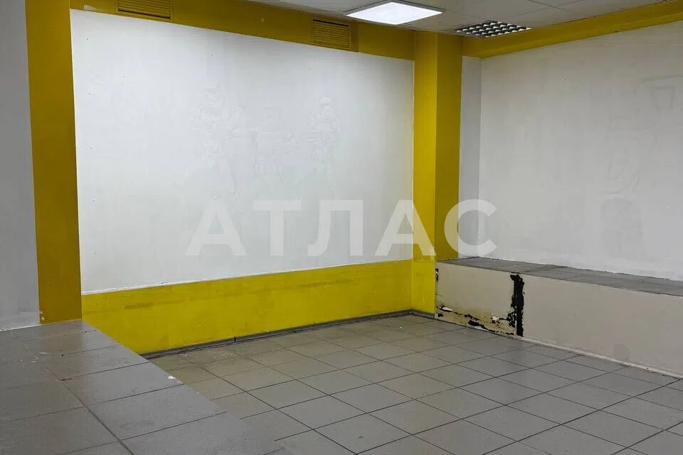 Сдаётся помещение своб. назначения, 300 м²