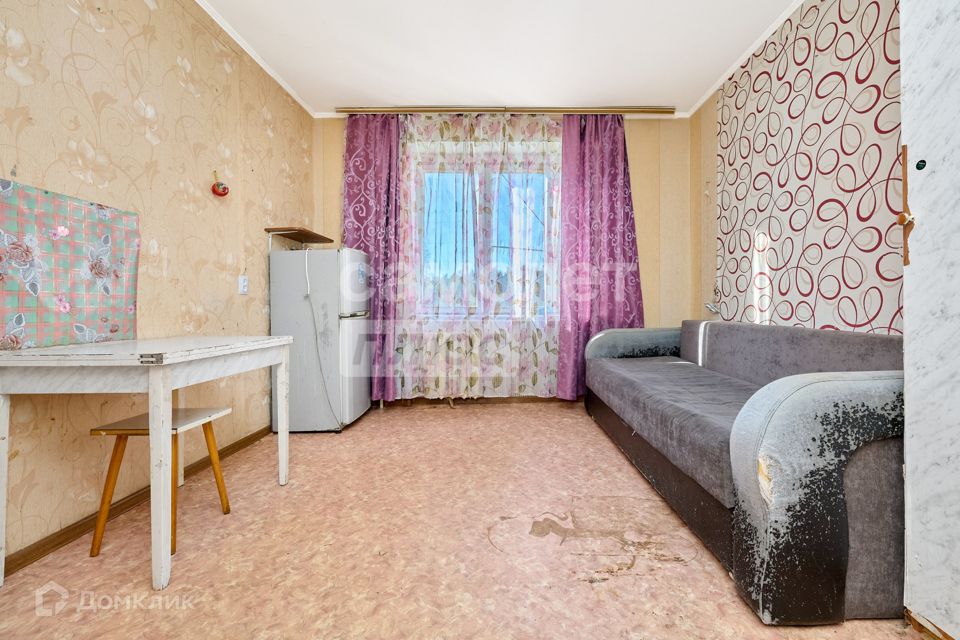 Продаётся комната в 20-комн. квартире, 13.5 м²