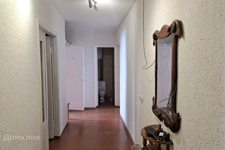 Продаётся 3-комнатная квартира, 65.2 м²